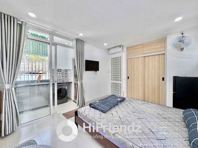 Studio tách bếp, máy giặt riêng - lê văn sỹ - huỳnh văn bánh