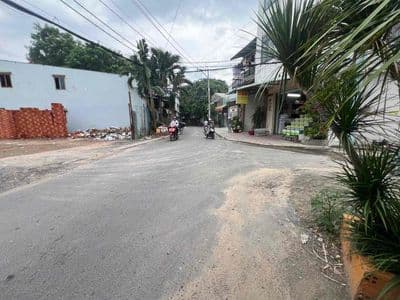 Nhà cấp 4 có gác 4x18m Mặt Tiền Huỳnh Thị Hai , Tân Chánh Hiệp , Q12