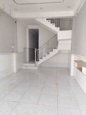 Nhà cho thuê nguyên căn - Gần chợ - Phù hợp ở gia đình - Kinh doanh