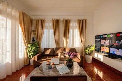 Cho thuê nhà trung tâm Đà Lạt, Full nội thất, 5pn
