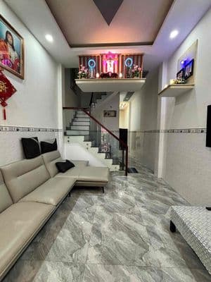 Cho thuê nhà nguyên căn Q6 1tret 2 lầu 4pn full nội thất 15tr