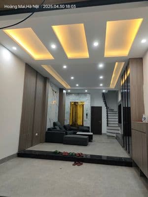 Chủ ngộp bank cắt lỗ Nguyễn Khoái 112m, 5 tầng, mặt tiền 5m,16.5 tỷ HM