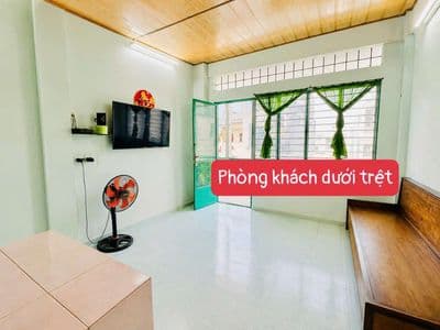 chính chủ gởi bán căn hộ chung cư lầu 3 thang bộ đg hưng phú