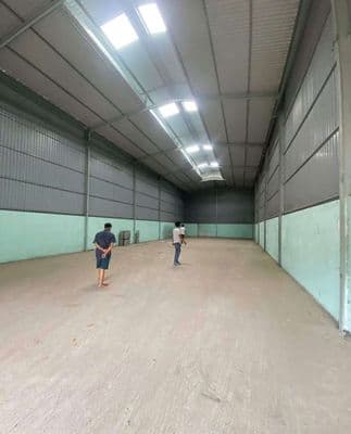 Cho thuê kho,xưởng 300m² giá 18tr/t, đ xe công 40f gần eon tân phú