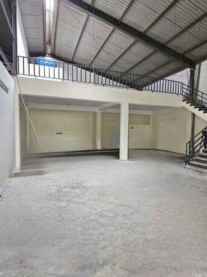 Cho thuê kho góc 2 MT đường 52B xe tải ra vào ,10x23m,1 lửng,28tr
