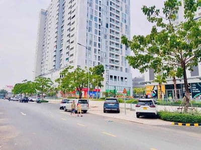 Nhà mặt tiền KD 4,7m x 16,4m - Ngay chung cư urban & KĐT Vạn Phúc