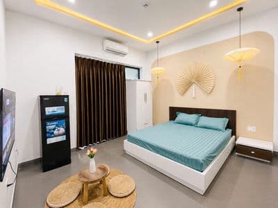 Cho thuê nhà nguyên căn mặt tiền 4 tầng đường lê quang đạo