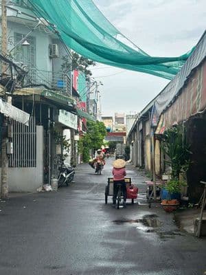 Nhà 5 tầng - hẻm rộng rãi thông thoáng