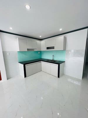 Bán gấp nhà gác lửng đúc sân ÔTÔ, sổ riêng thổ cư ngay cuối Đồng Khởi