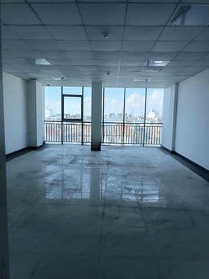 Cho thuê toà nhà mặt tiền đường nguyễn văn khối 7x30m 5l có thang máy