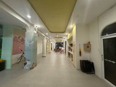 Nhà cho thuê mặt tiền đường đồng đen 6,5x27m nở hậu 9,5m