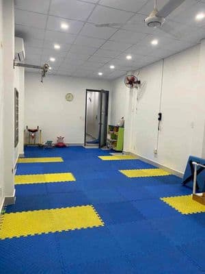 Mặt tiền phan văn trị 5 lầu 10p thang máy vp-công ty-trung tâm dạy