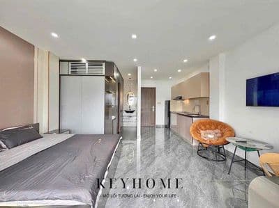 Chdv 1pn ban công full nội thất ngay cv làng hoa