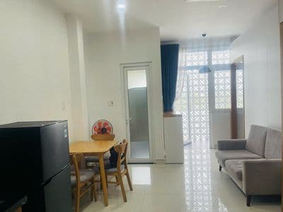 Cho thuê căn 2 PN đường Khuê Mỹ Đông 14 gần bãi tắm Hồ Xuân Hương
