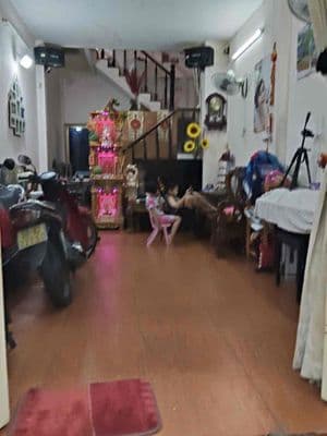 Nhà 2 lầu sân thượng 1 sẹc đường Ba Đình hoàn công đủ
