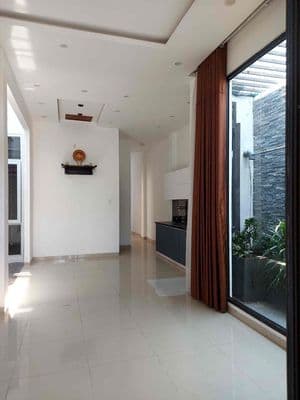 5.8 tỷ mặt tiền cẩm nam 12, khu dân trí cao, 2pn rộng cẩm lệ.