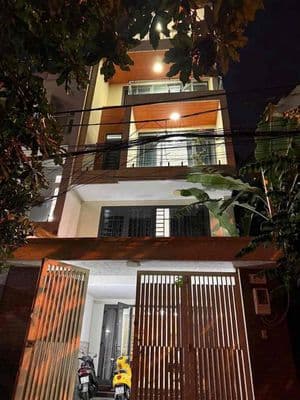 Siêu phẩm nhà thang máy - đường lớn - hiệp bình chánh