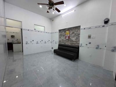 Cho thuê nhà nguyên căn 40m² – ngay sau chợ đỗ xuân hợp, q.9