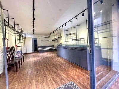 Cho thuê nhà mặt tiền nguyễn việt hồng gần đại học cần thơ ngang hơn 4