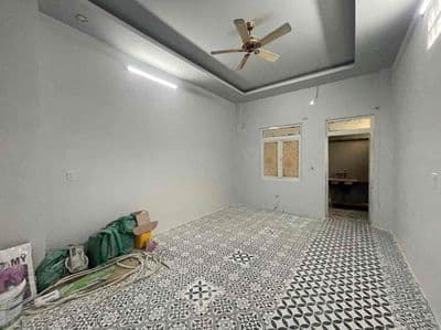 nhà 4 tầng mt đường Kha Vạn Cân gần chợ Thủ Đức kinh doanh đa ngành