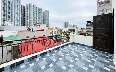 Bán Nhà Xây Mới 4 Tầng 50m2 tại Thiên Lôi - Aeon Mall - Sân Cổng Rộng