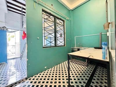 Cho Thuê Căn Hộ Gác Tách Bếp Ban Công Full Nội Thất Ngay Sư Vạn Hạnh