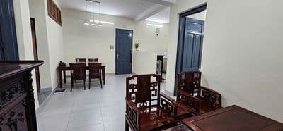 Cho thuê căn hộ 3pn phố láng hạ, nội thất cơ bản, ở ngay. 15 triệu