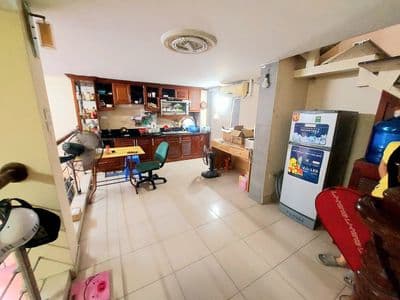 Cho thuê nhà tô vĩnh diện, hoàng văn thái. oto đỗ cửa. ở, kd, vp, spa