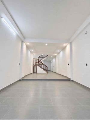 Cho Thuê Nguyên Căn Mặt Tiền Tô Ngọc Vân DT 4x30 1Trệt 1Lầu 3Pn 3Wc