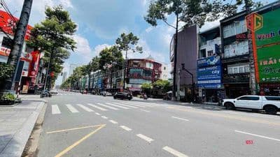 Cho thuê nhà mặt tiền 1 trệt 3 lầu 7PN đường Võ Thị Sáu
