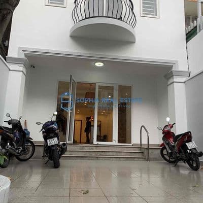 Nhà đẹp sân rộng Thảo Điền | 3 phòng rộng + sân thoáng