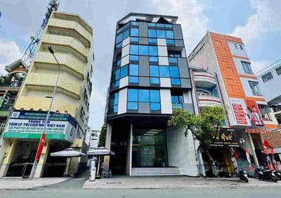 Vị trí kinh doanh đắc địa - góc 2 mt nơ trang long ngay phan đăng lưu