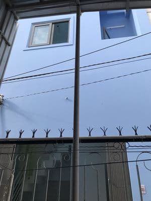 Nhà nhỏ nguyên căn cho thuê gần cầu chữ Y