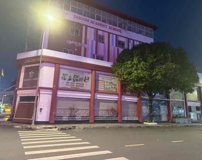 Cho thuê toà nhà văn phòng mặt tiền ngày đường hoàng việt tân bình