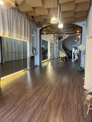 Nhượng mặt bằng Yoga bao cơ sở vật chất ( có sẵn)