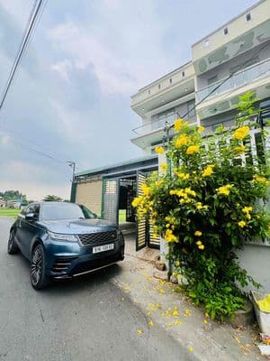 Cho Thuê Nhà DT 6x20m 1Trệt 2Lầu 6Pn 7Wc Sân Rộng Ôtô Nhà Căn Góc