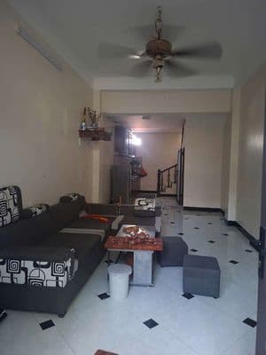 Chính chủ cần bán căn nhà 2 tầng định công