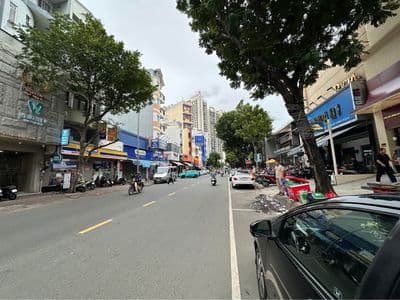 Ngộp bán gấp nhà 4lau mặt tiền Phạm Hùng,5.5x17m,Q8,thuê 40tr/th,16ty