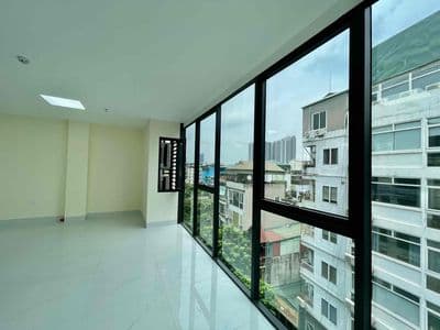 Cho thuê văn phòng tại Hoàng Cầu 115m2 giá chỉ 20t nhà siêu mới