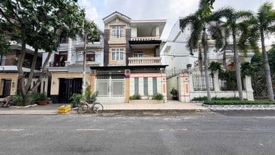 biệt thự ngay Aeon bình Tân full nội thất