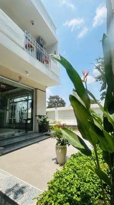 tầng trệt, lối đi riêng, làm văn phòng công ty, mua bán onlin