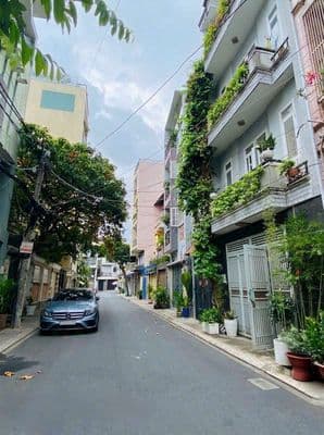 Cho thuê nhà 3 tầng Lâm Thị Hố - Tân Chánh Hiệp - Hẻm Xe Hơi 6m Thông
