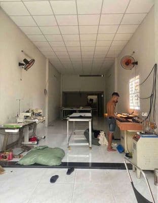 4*28. kho xưởng tân Thới hiệp. Q12