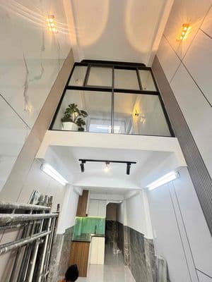 Nhà mới hẻm 5m lê thị bạch cát 2.3x11m gần nhà thi đấu phú thọ