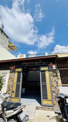 kẹt tiền bán gấp nhà Sổ hồng riêng 5x20m Nguyễn Thị Thử