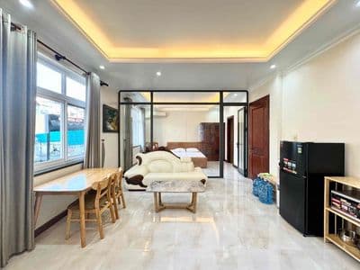 Cho thuê căn hộ 1pn + 1pk siêu rộng | ngay cầu văn thánh