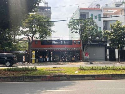 Mặt tiền kinh doanh đường 20m - ngang 12m