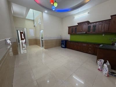 Bán nhà 3 tầng – 129m2 - mặt tiền 11m – thạnh lộc 16, quận 12