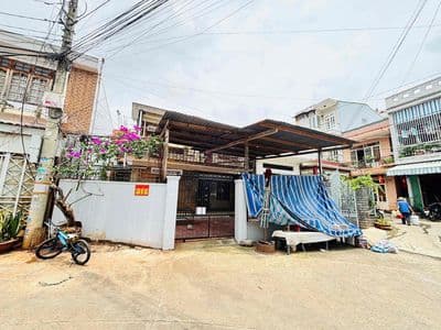Nhà nguyên căn hẻm 40 hùng vương