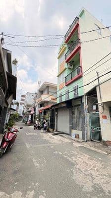 Hơn 4 tỷ nhà ngang 5,5 12 – đường 7m thông – ngay song hành trung